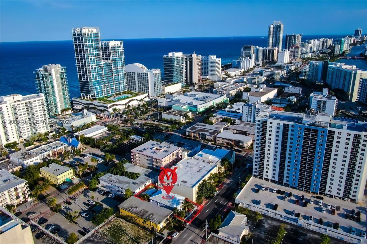 6945 Abbott Ave, Miami Beach, FL 33141 Photo