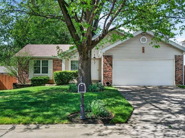 204 Addison Drive, O'Fallon, MO 63376