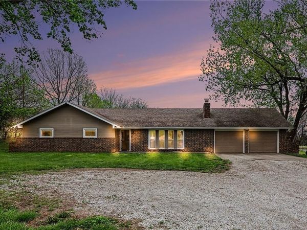 17813 Thompson Road, Holt, MO 64048