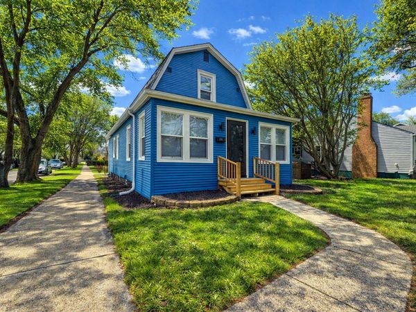 9820 S California Avenue , Evergreen Park, IL 60805