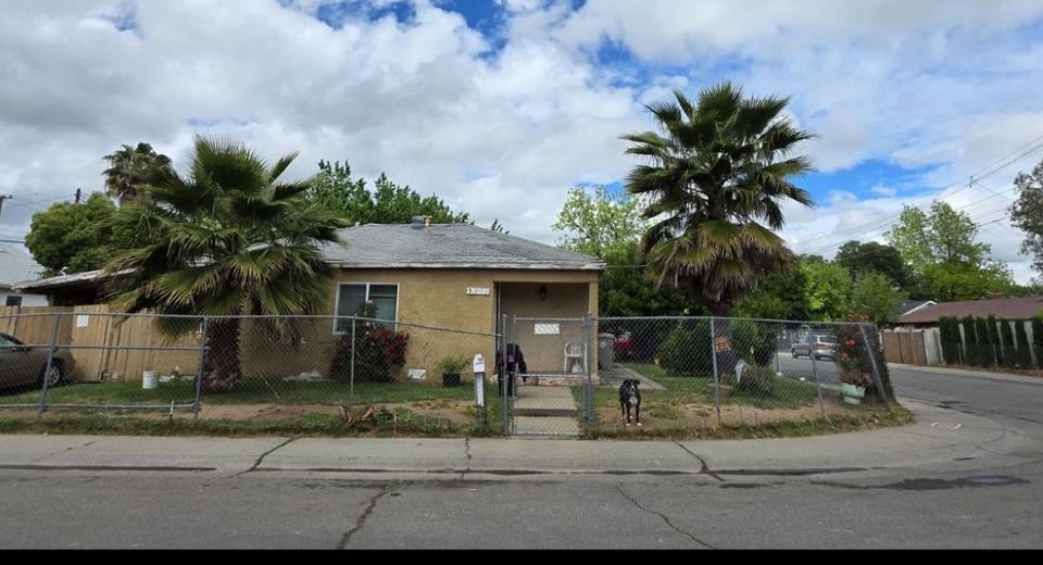 5130 Mascot Ave, Sacramento, CA 95820 Photo