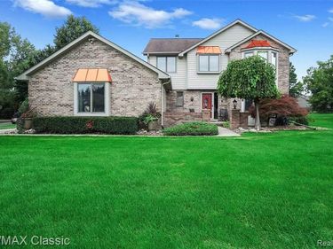 61653 GLENWOOD TRL Trail, Washington Twp, MI 48094