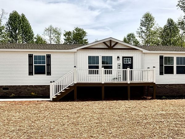 2852 Hollywood Church RD, Clarkesville, GA 30523