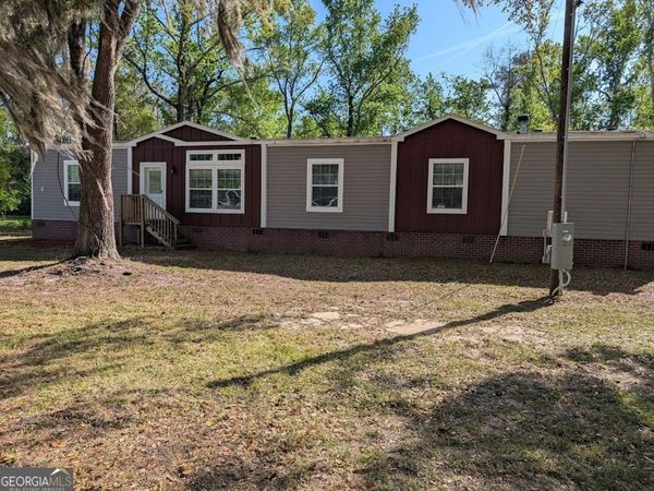 528 Laura Street, Kingsland, GA 31548