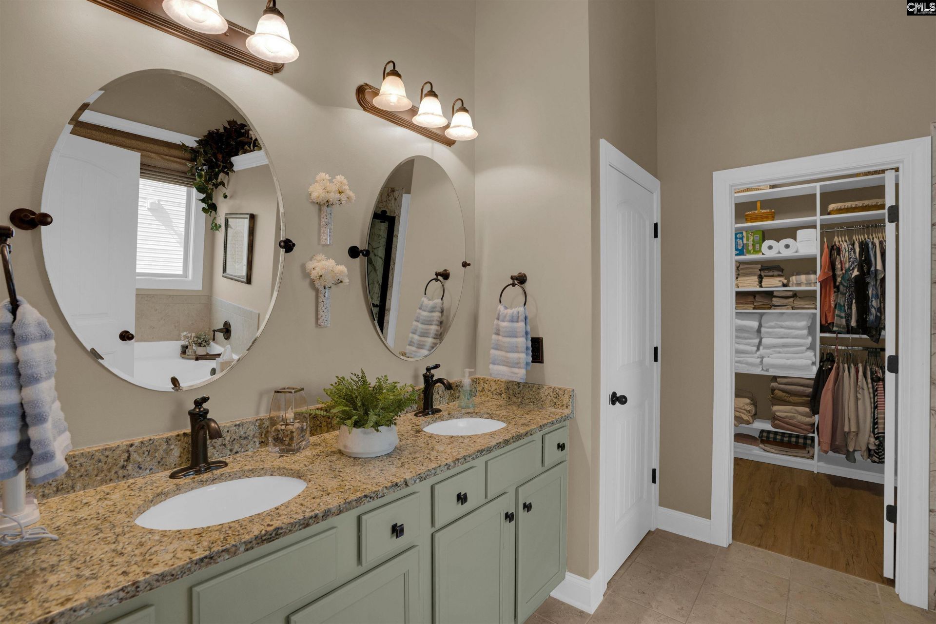 242 Greenstone Way  Photo 13