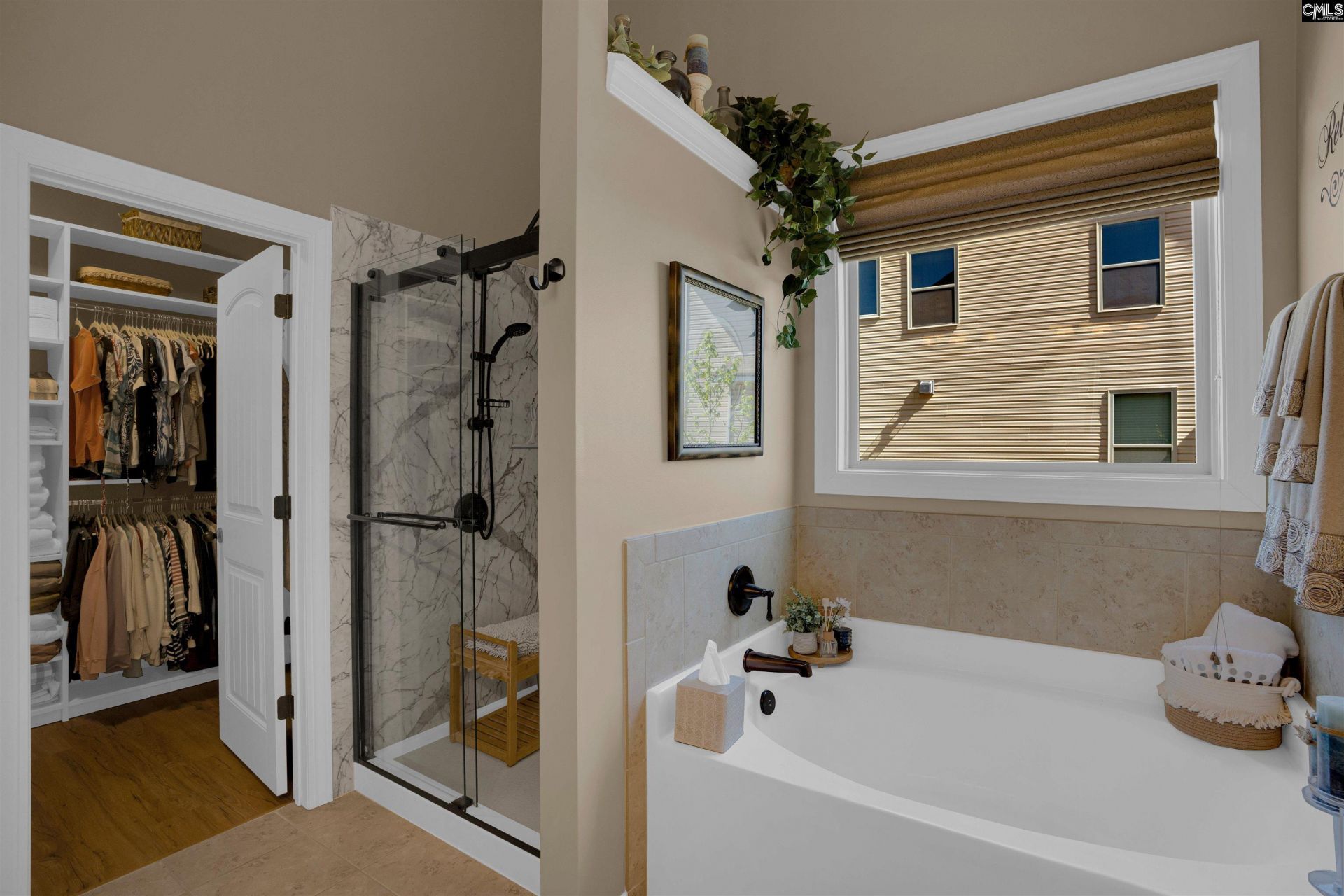 242 Greenstone Way  Photo 14