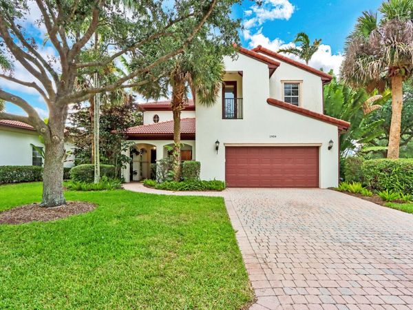 1904 Flower Drive, Palm Beach Gardens, FL 33410