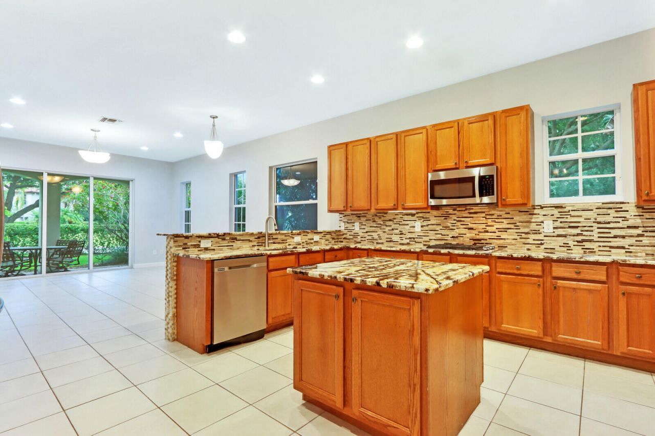 1904 Flower Drive, Palm Beach Gardens, FL 33410 Photo