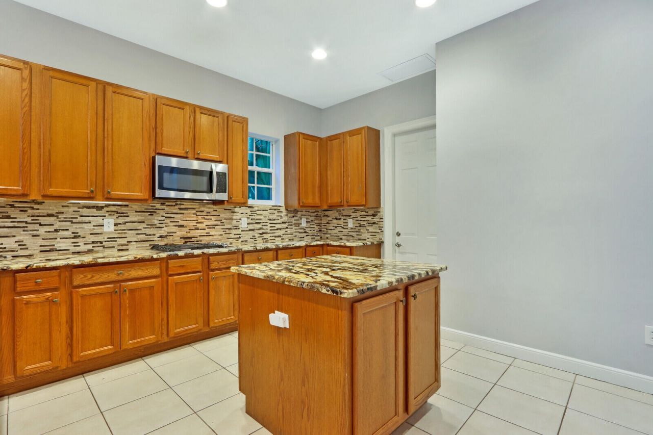 1904 Flower Drive, Palm Beach Gardens, FL 33410 Photo