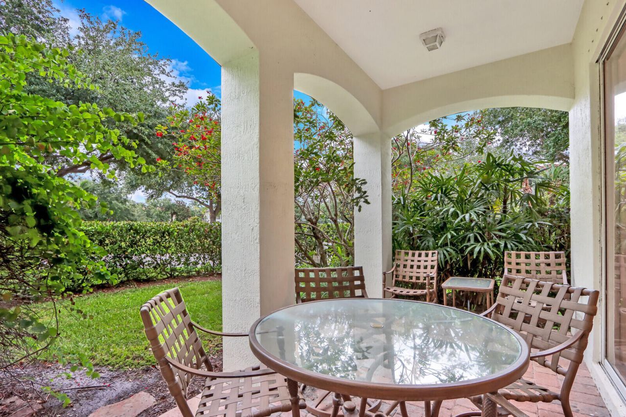 1904 Flower Drive, Palm Beach Gardens, FL 33410 Photo