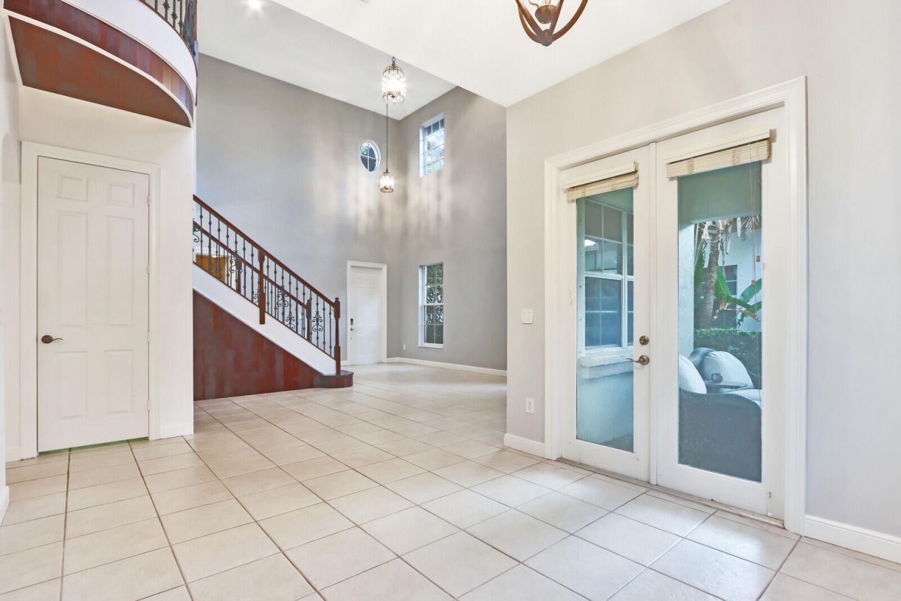 1904 Flower Drive, Palm Beach Gardens, FL 33410 Photo