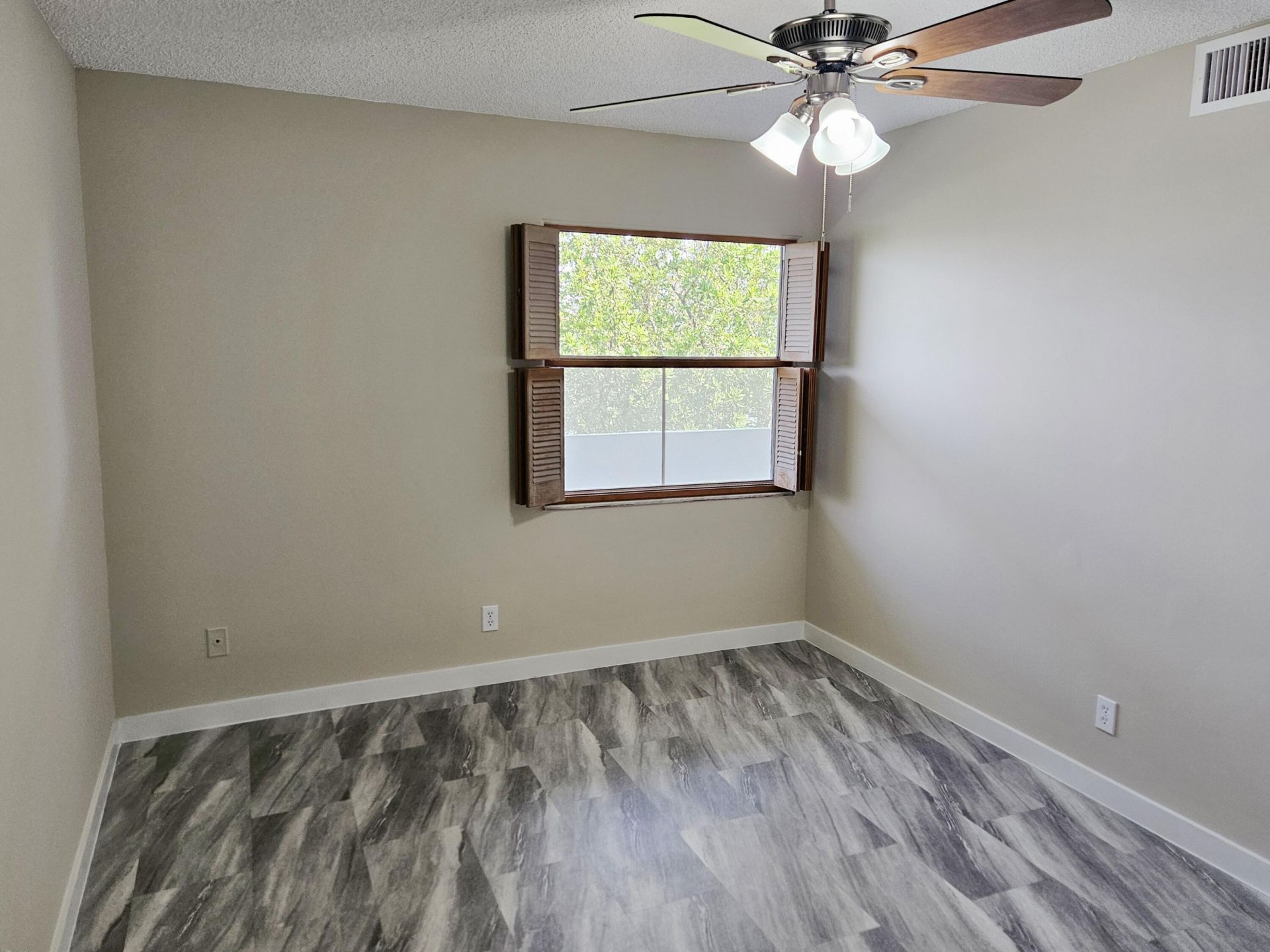 8310 Sands Point Boulevard, Unit 307l, Tamarac, FL 33321 Photo