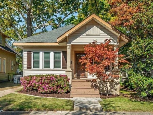 1932 CARR AVE, Memphis, TN 38104