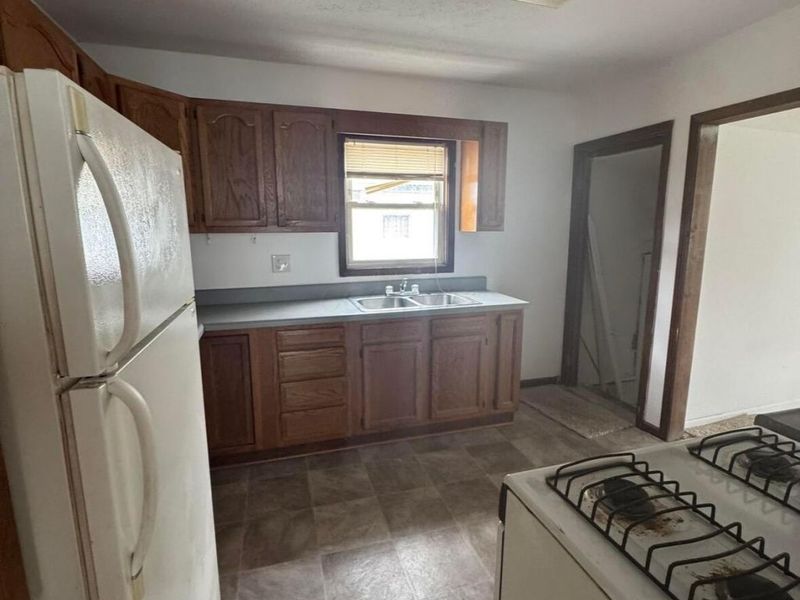 1145 E Church Street, Marion, OH 43302 Photo 4