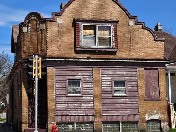 1938 W Lincoln Ave, Milwaukee, WI 53215