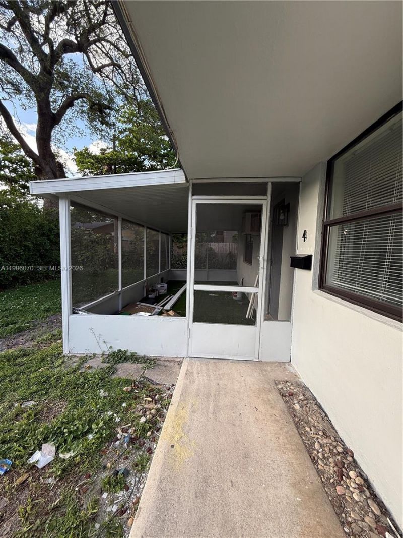 6071 SW 33rd St, Unit 4, Miramar, FL 33023 Photo