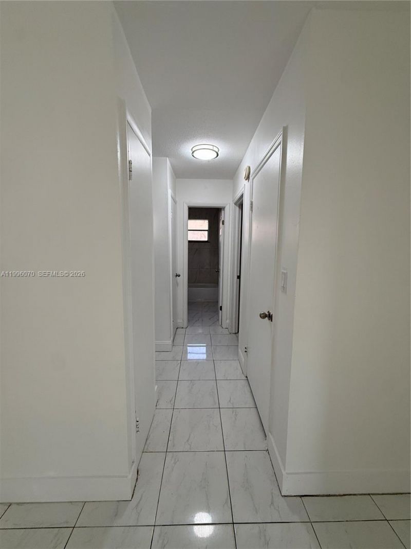 6071 SW 33rd St, Unit 4, Miramar, FL 33023 Photo