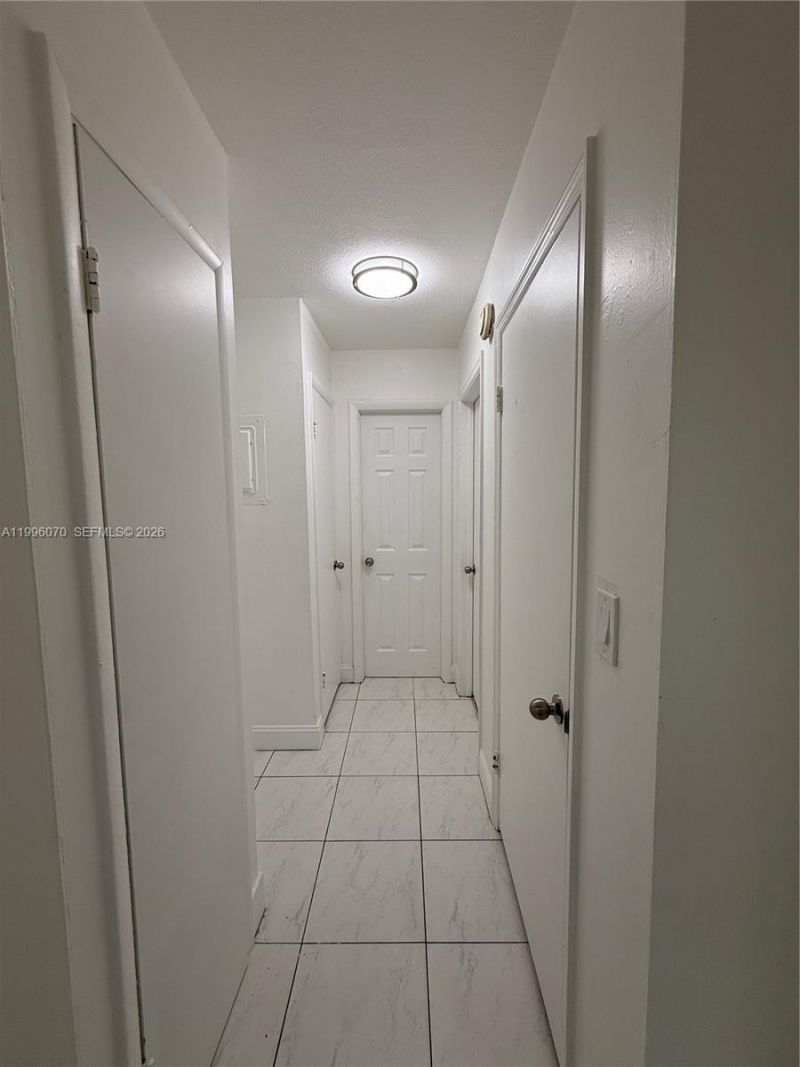 6071 SW 33rd St, Unit 4, Miramar, FL 33023 Photo