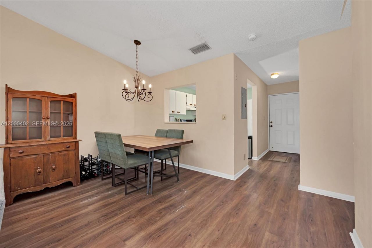 9449 Boca Cove Cir, Unit 911, Boca Raton, FL 33428 Photo