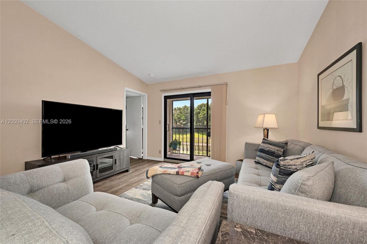 9449 Boca Cove Cir, Unit 911, Boca Raton, FL 33428 Photo