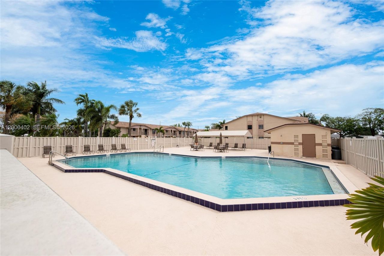 9449 Boca Cove Cir, Unit 911, Boca Raton, FL 33428 Photo