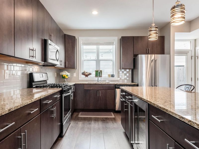 1232 N Grant Avenue, Unit P, Columbus, OH 43201 Photo 16