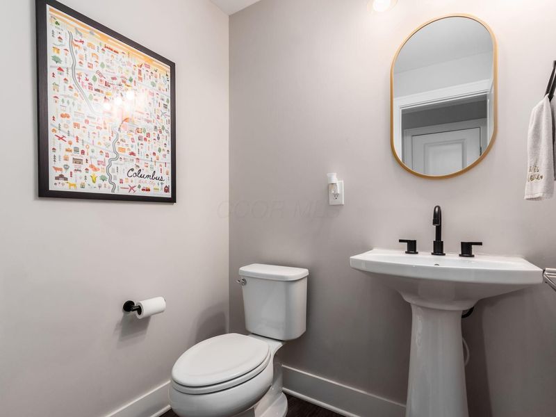 1232 N Grant Avenue, Unit P, Columbus, OH 43201 Photo 22