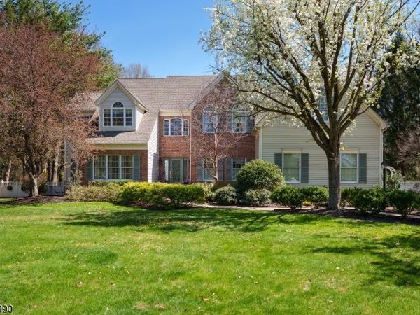 39 Red Oak Way, Montgomery, NJ 08502