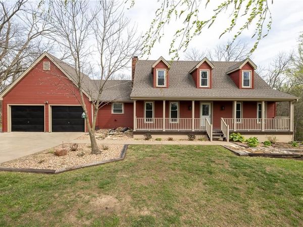 15181 Chinnereth Estate, Savannah, MO 64485