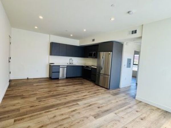 919 Harvard Boulevard, Unit 205, Los Angeles, CA 90006