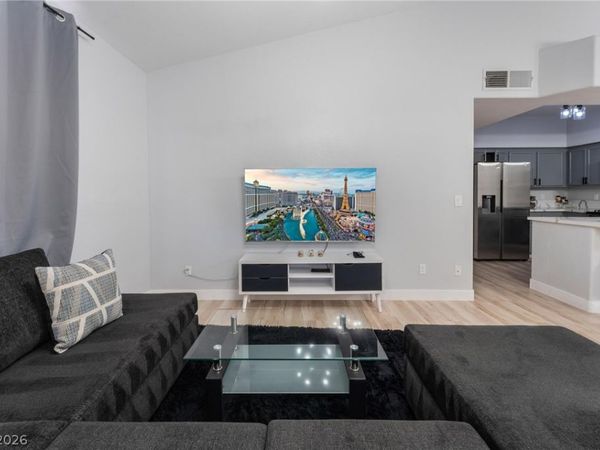 7701 Constanso Avenue, Unit 202, Las Vegas, NV 89128