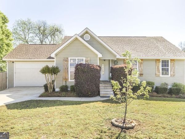 111 Ashford Park, Bonaire, GA 31005