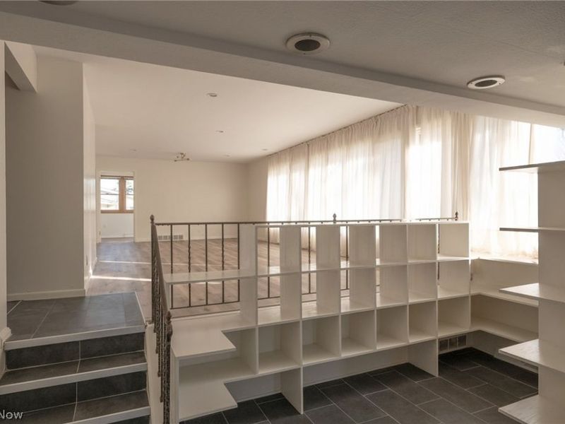 25510 Bryden Road, Beachwood, OH 44122 Photo 19