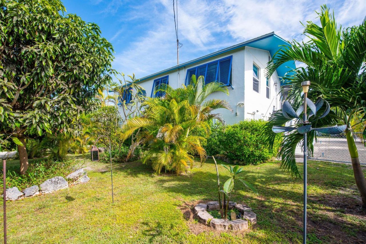 421 Ixora Drive, Big Pine Key, FL 33043 Photo