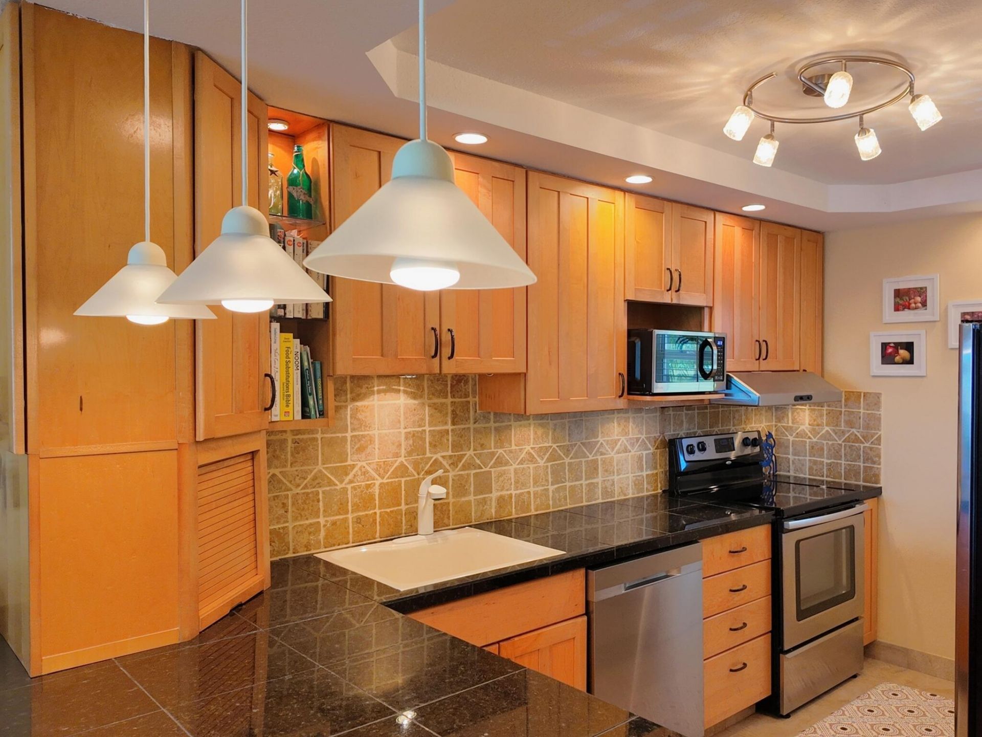 1505 Sombrero Boulevard, Unit APT 205, Marathon, FL 33050 Photo