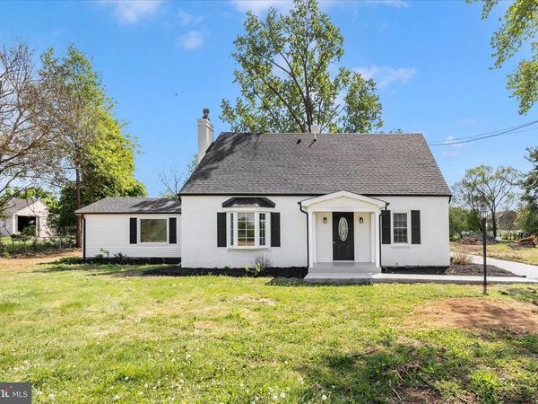 10167 WINCHESTER AVENUE, BUNKER HILL, WV 25413