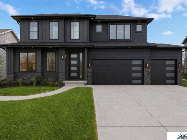 4306 S 211th Street, Elkhorn, NE 68022