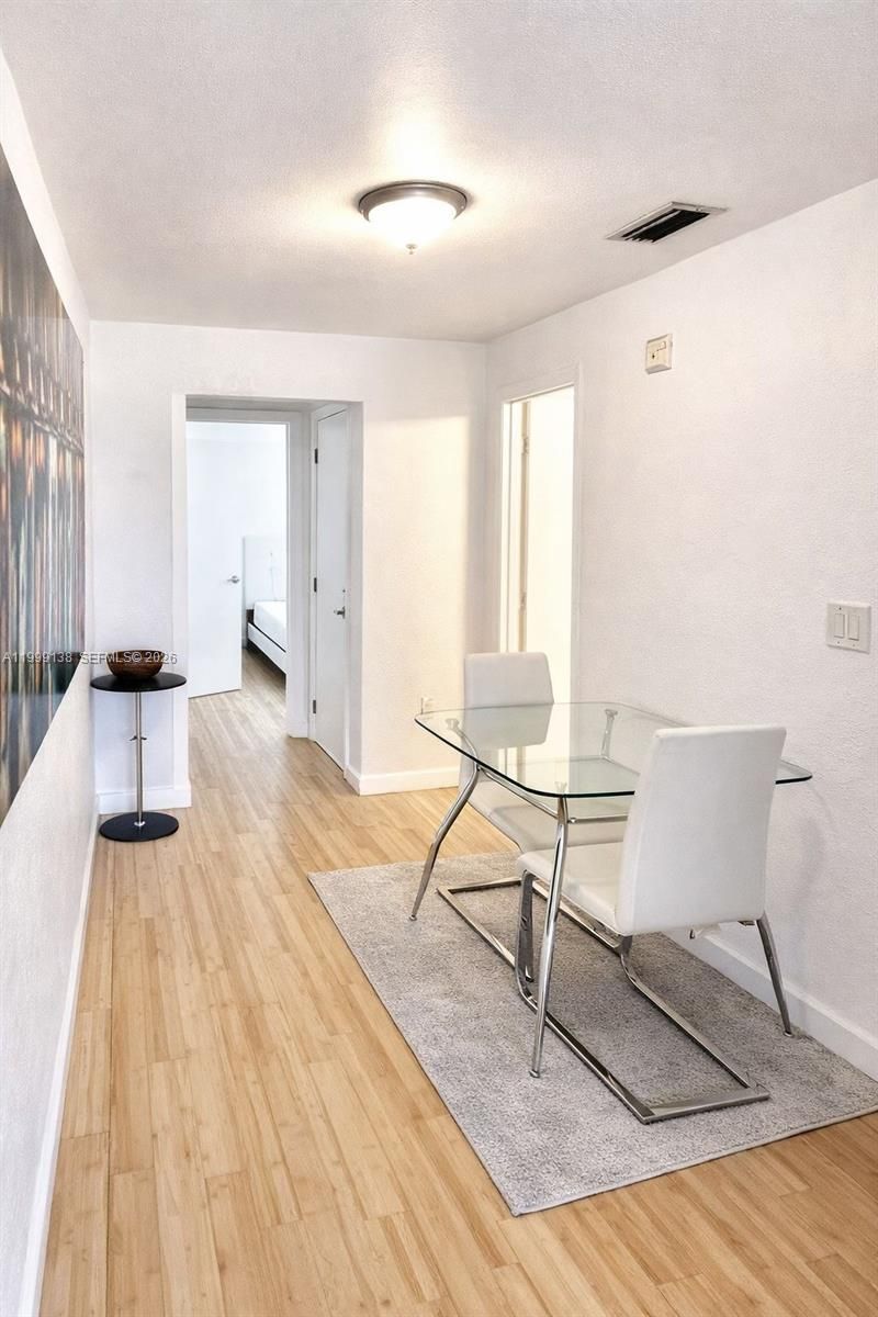 3915 N Meridian Ave, Unit 101, Miami Beach, FL 33140 Photo