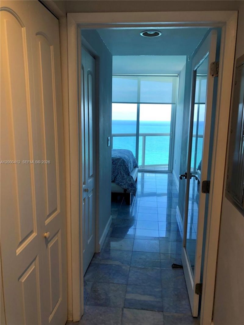 6365 Collins Ave, Unit 3602, Miami Beach, FL 33141 Photo