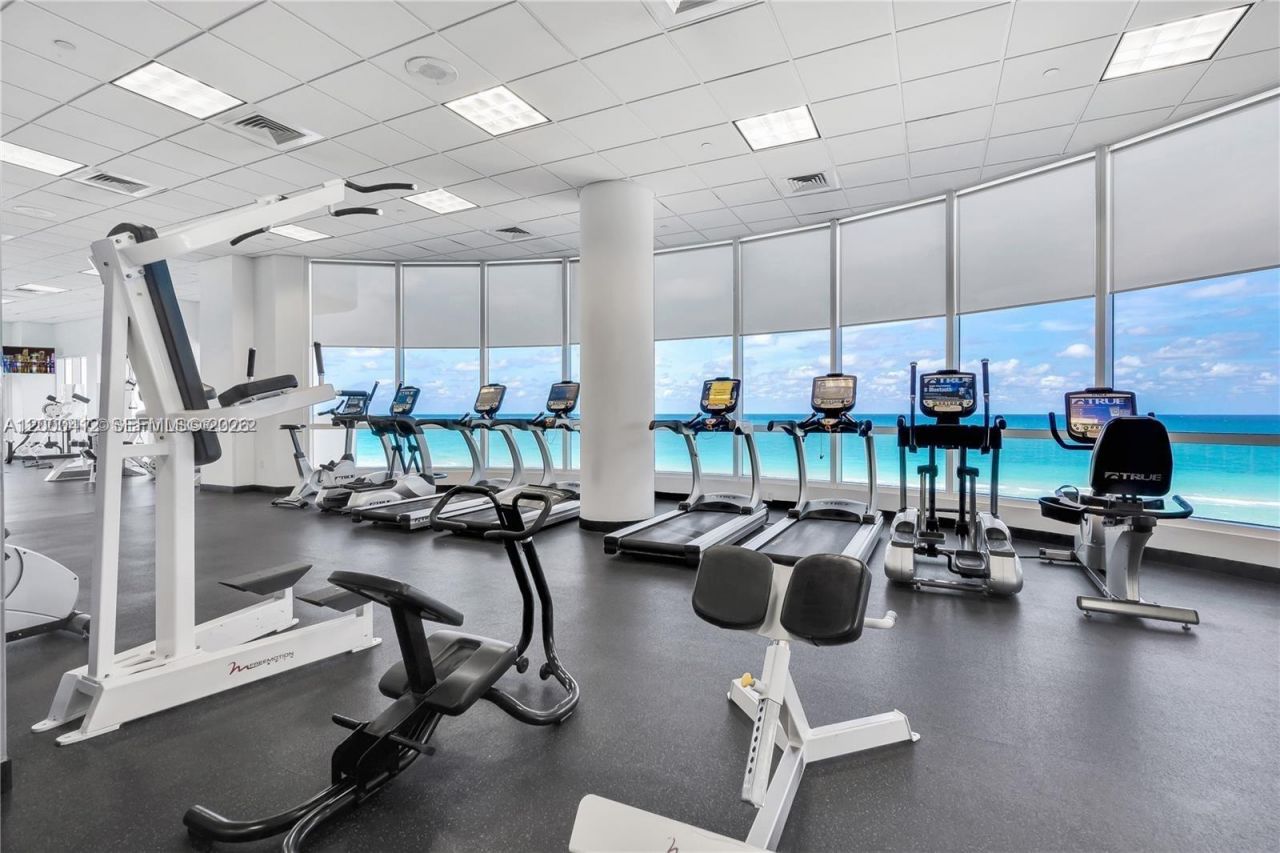 6365 Collins Ave, Unit 3602, Miami Beach, FL 33141 Photo