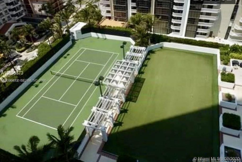 6365 Collins Ave, Unit 3602, Miami Beach, FL 33141 Photo