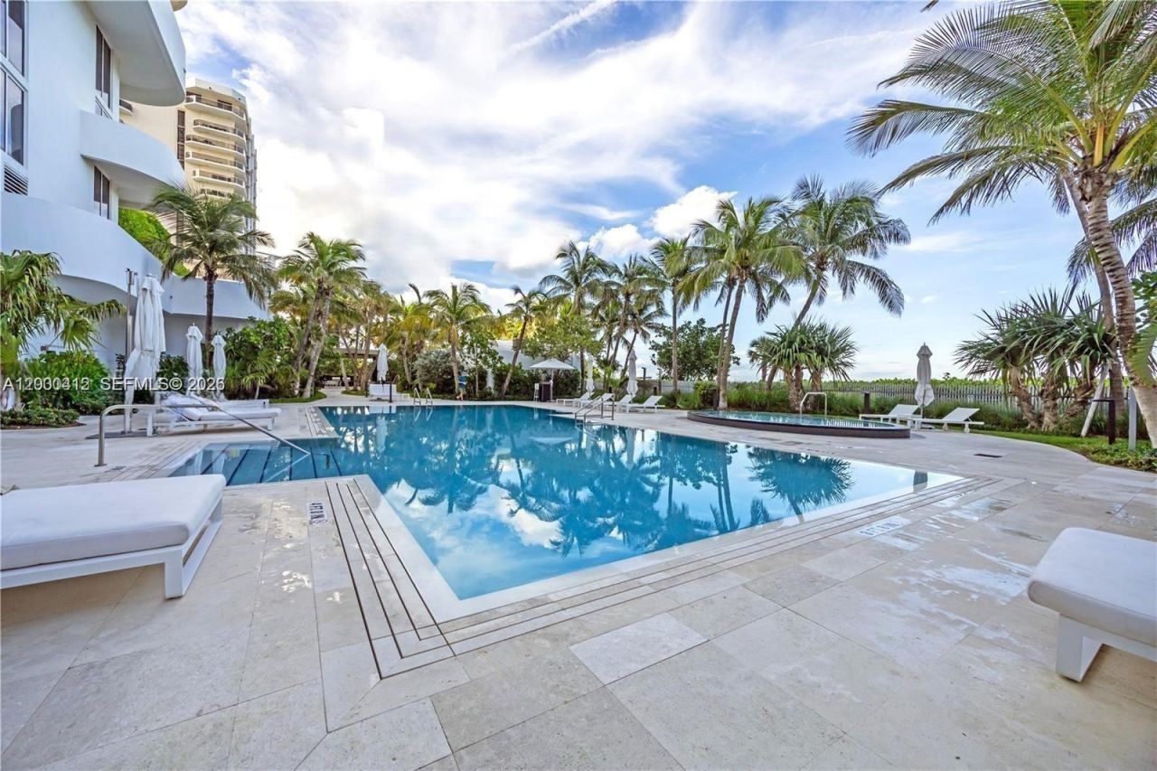 6365 Collins Ave, Unit 3602, Miami Beach, FL 33141 Photo