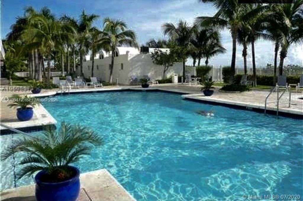 6365 Collins Ave, Unit 3602, Miami Beach, FL 33141 Photo