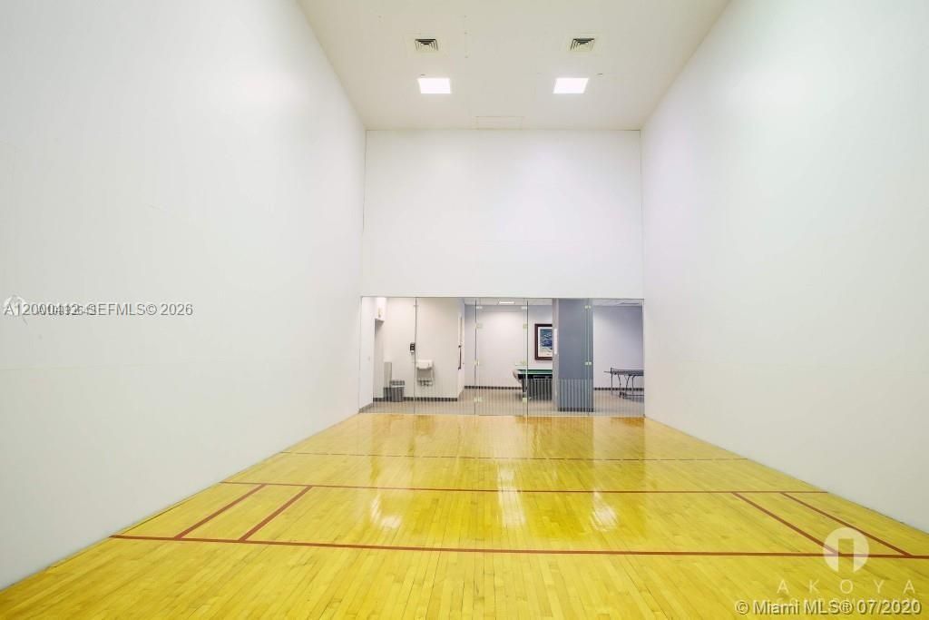 6365 Collins Ave, Unit 3602, Miami Beach, FL 33141 Photo