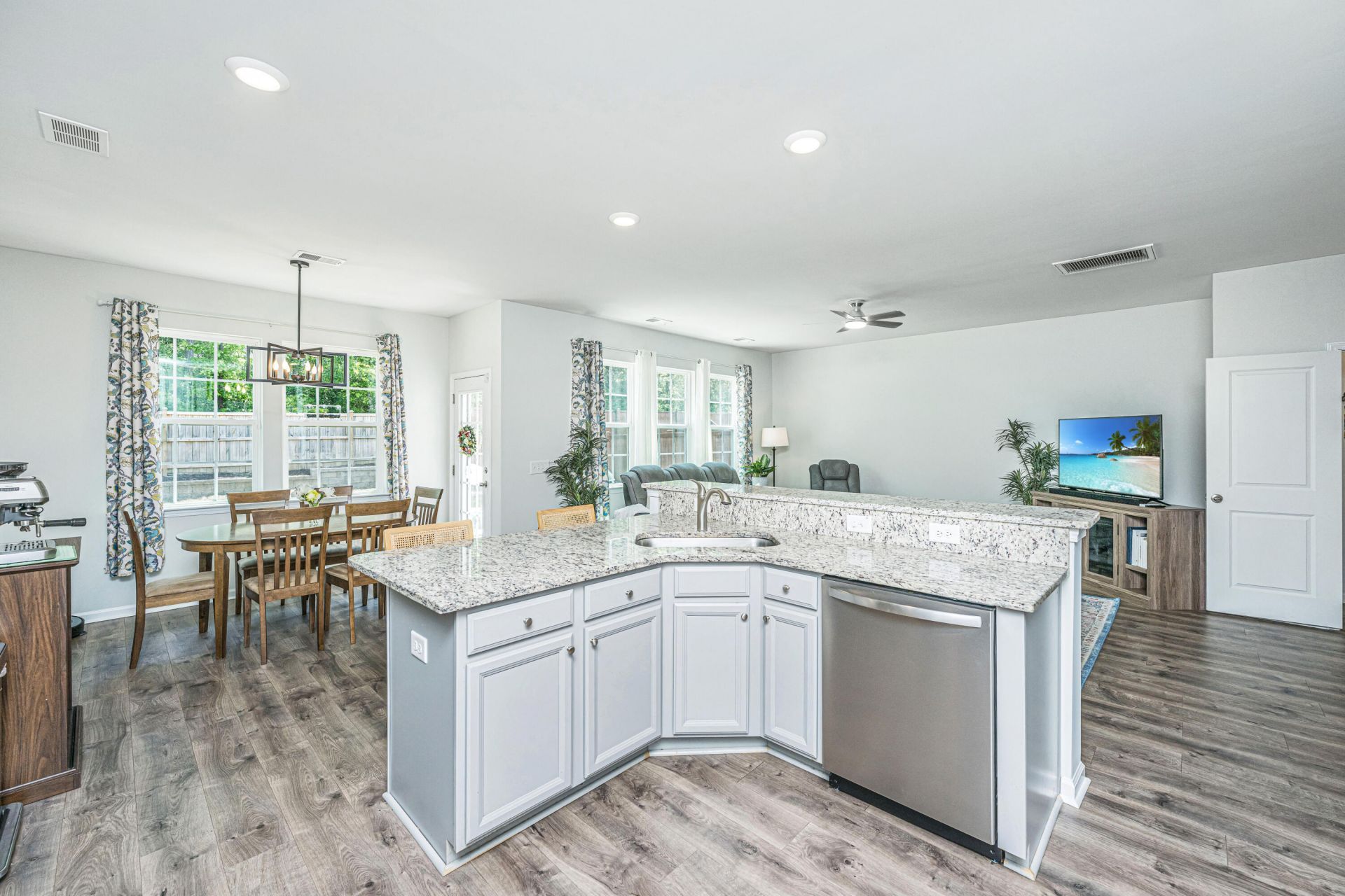 5187 Preserve Boulevard Photo 9