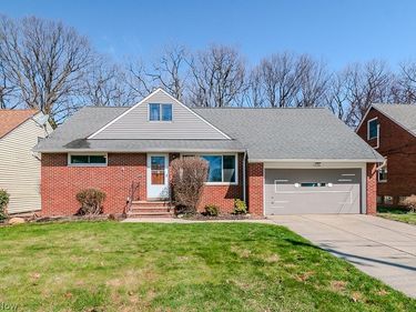 1726 Braeburn Park Drive, Euclid, OH 44117