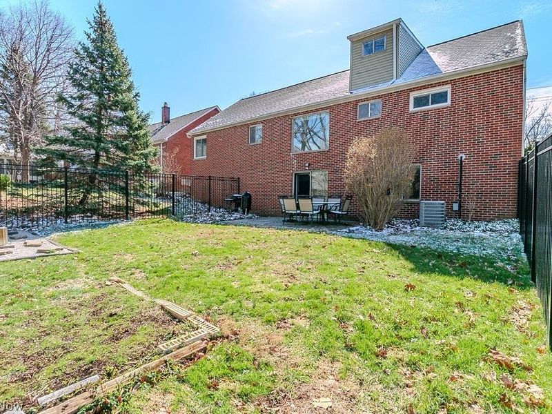 1726 Braeburn Park Drive, Euclid, OH 44117 Photo 34