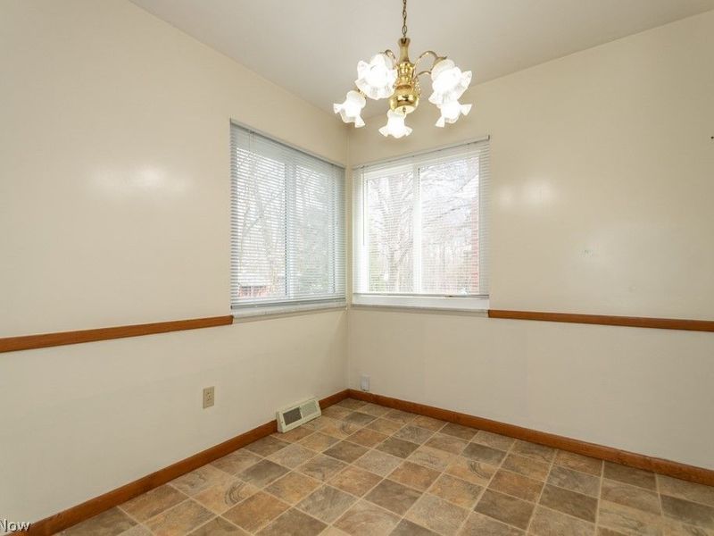 1726 Braeburn Park Drive, Euclid, OH 44117 Photo 8