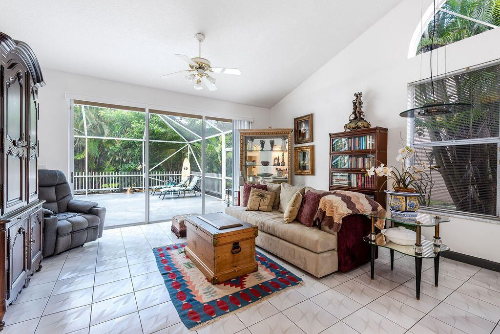 7828 Dorchester Road, Boynton Beach, FL 33472 Photo