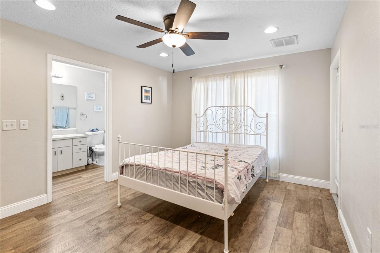 2209 Pleasure Run Drive, Ruskin, FL 33570 Photo